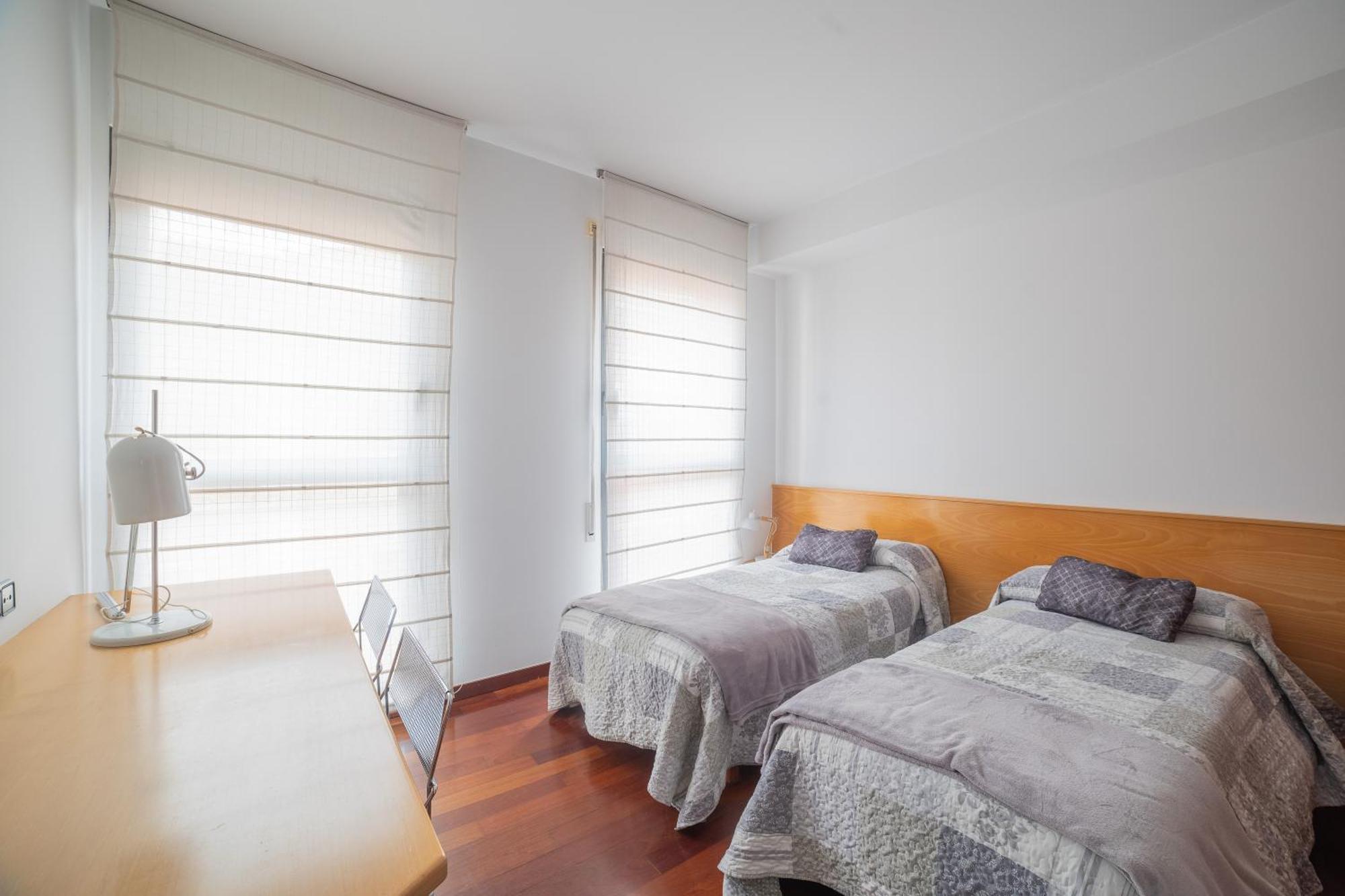 Mazi Apartments Colon ヴィク エクステリア 写真